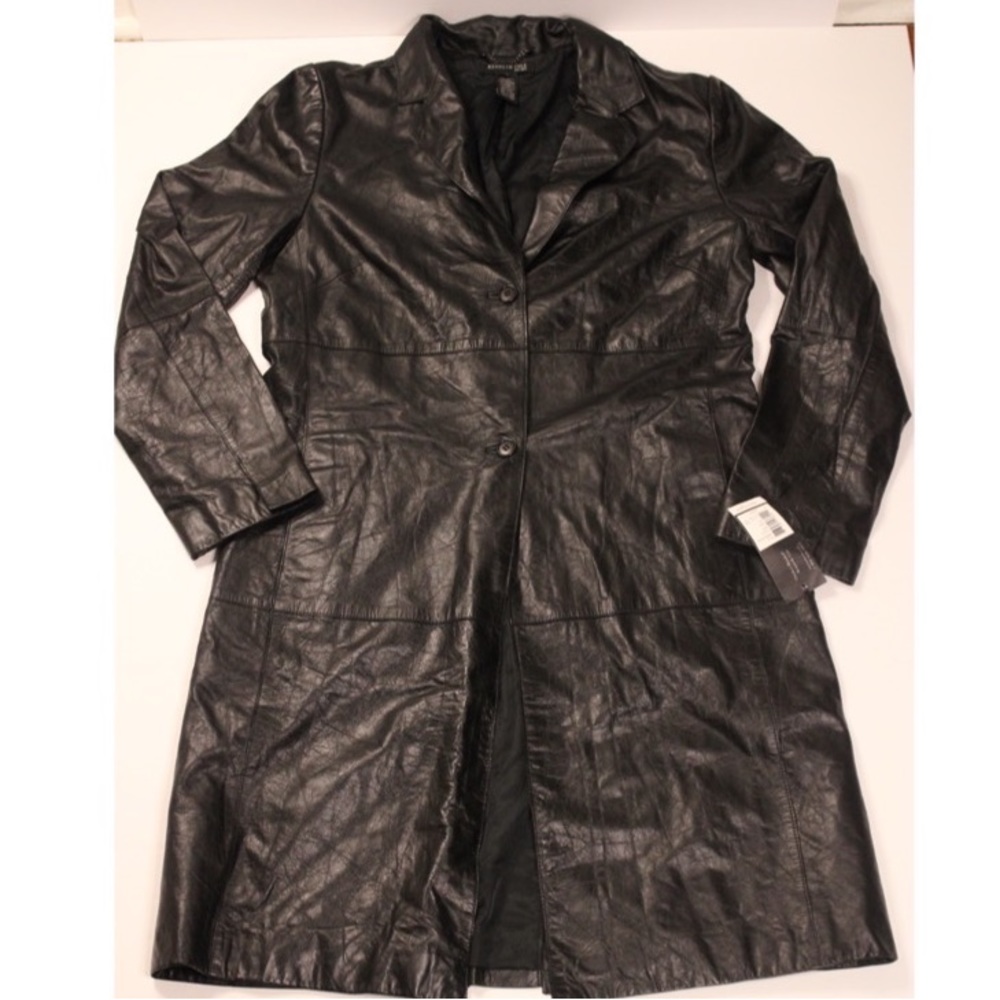 Kenneth Cole - Picture 2 of 6